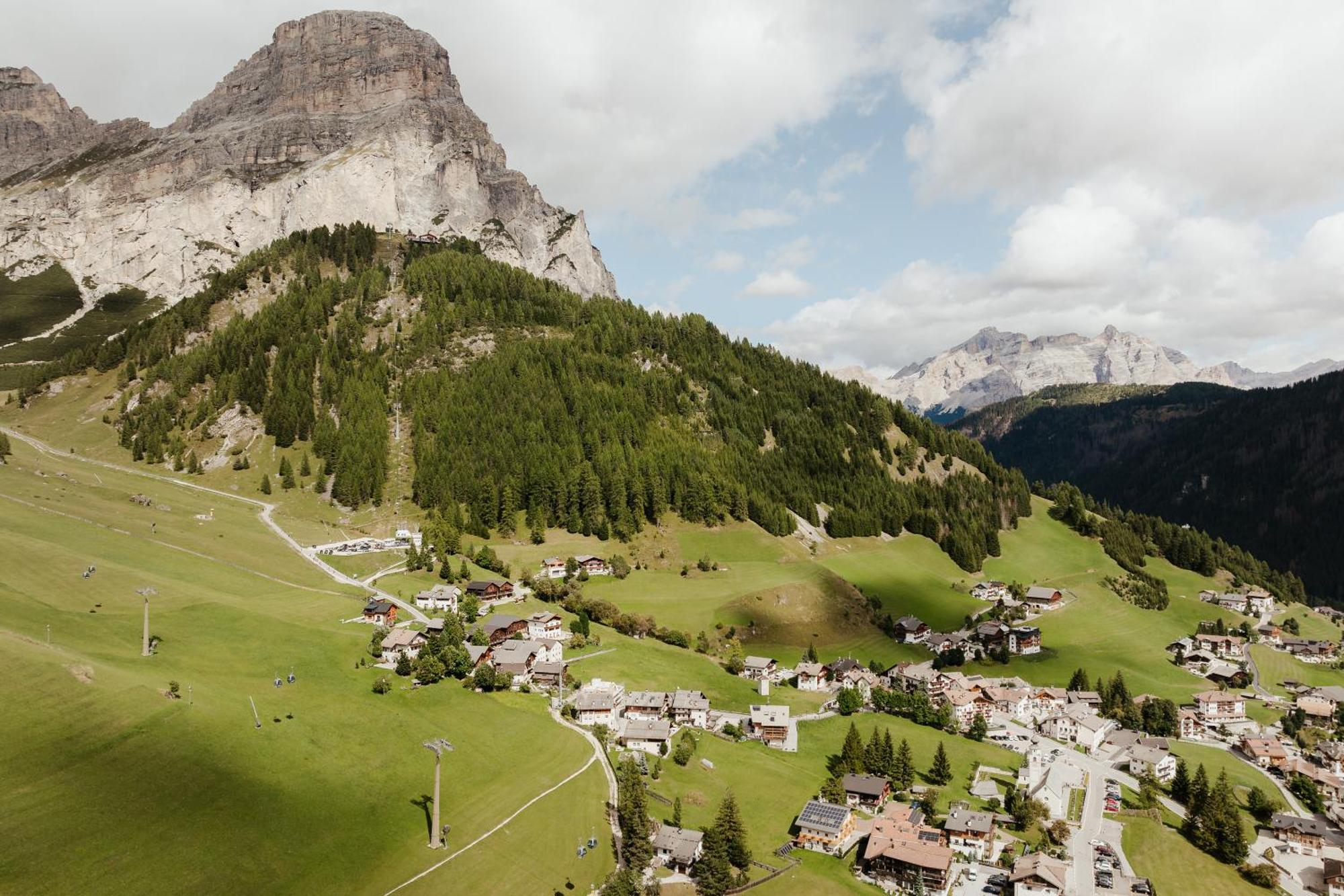 Chalet Laerchenhof Colfosco Buitenkant foto